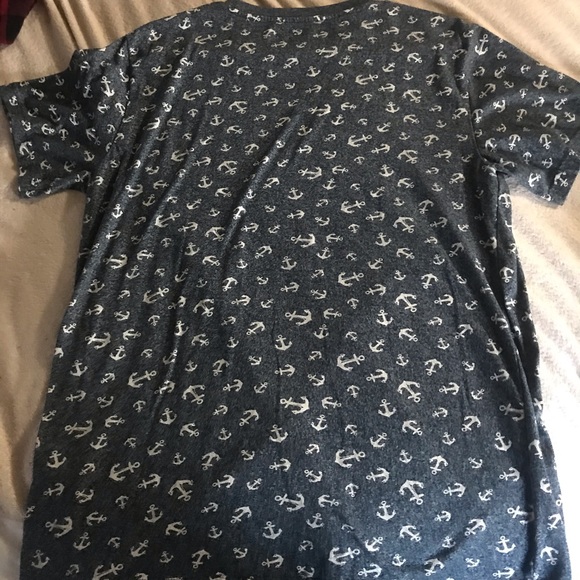 Blue tshirt with anchor pattern - Picture 4 of 5